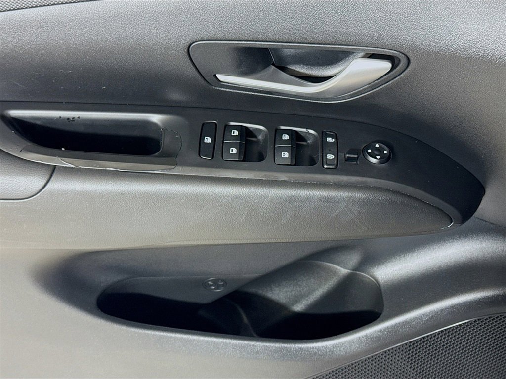 Used 2022 Hyundai Santa Cruz SEL image 15