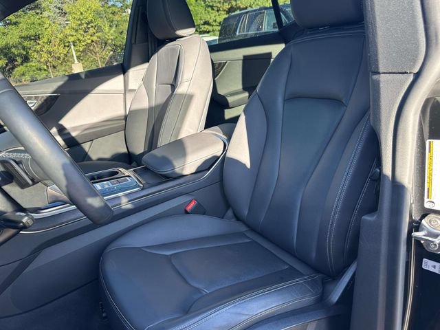 Used 2023 Audi Q8 Premium w/ Convenience Package AWD/4WD image 21