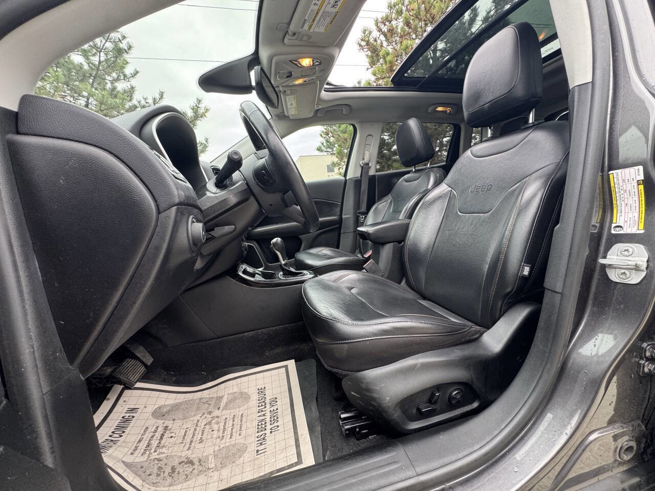 Used 2019 Jeep Compass Limited AWD/4WD image 9