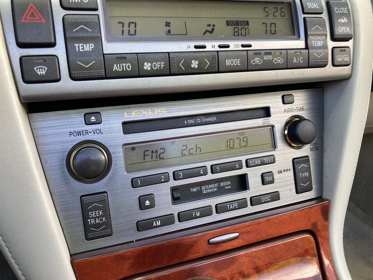 Used 2007 Lexus SC 430 Convertible RWD image 29