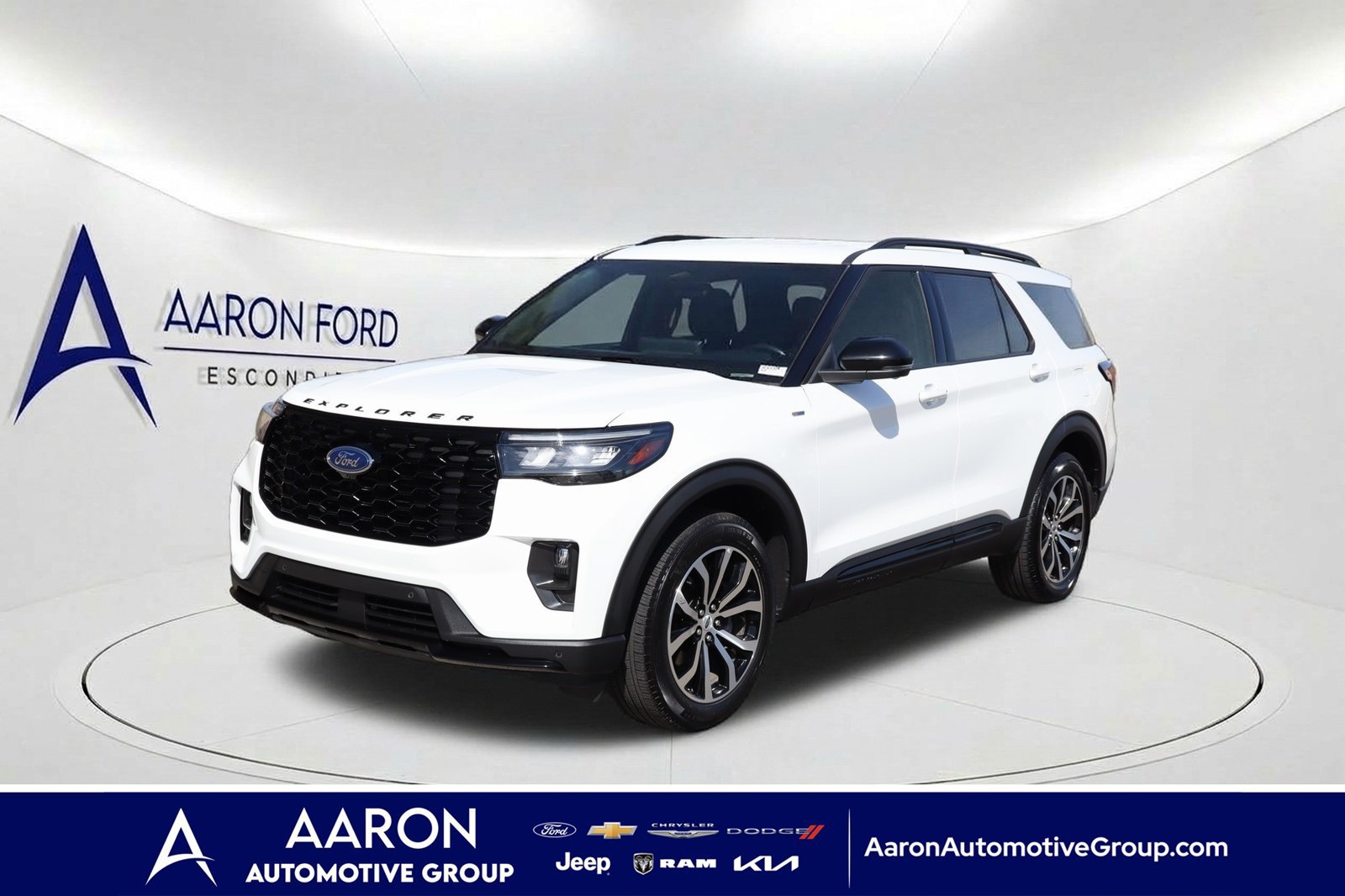 Used 2025 Ford Explorer ST-Line AWD/4WD image 1