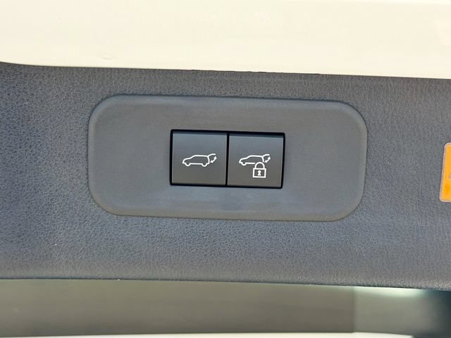 New 2026 Lexus TX 500h AWD image 14