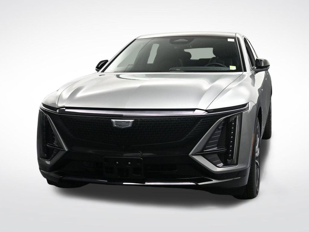 Certified 2026 Cadillac Lyriq Sport AWD/4WD image 8