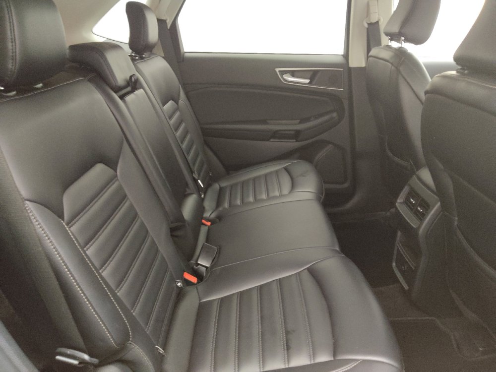 Used 2024 Ford Edge SEL image 19