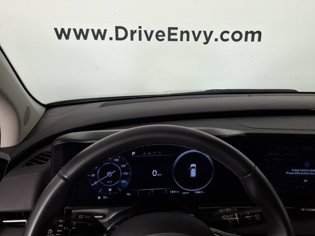 Used 2024 Kia Carnival SX FWD image 25