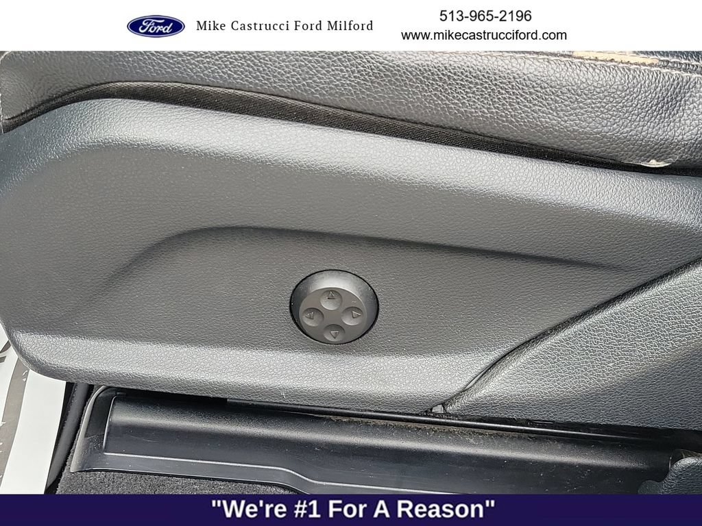 Used 2018 Mercedes-Benz GLC 300 4MATIC image 19