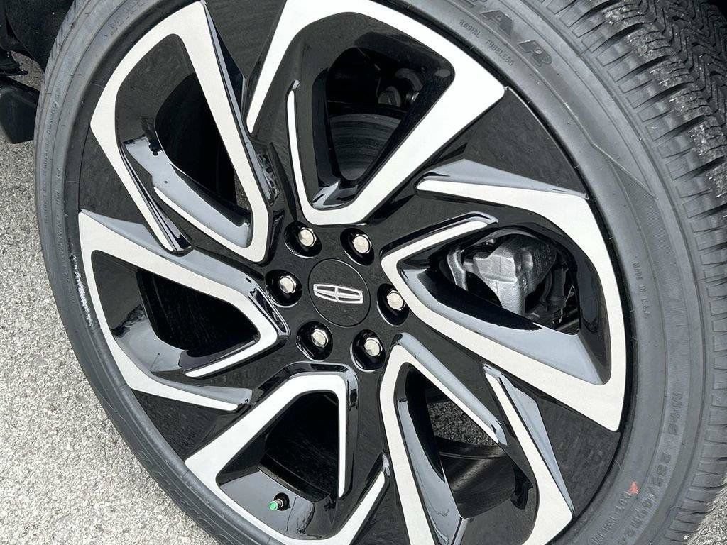 New 2026 Lincoln Navigator L Reserve AWD/4WD image 12