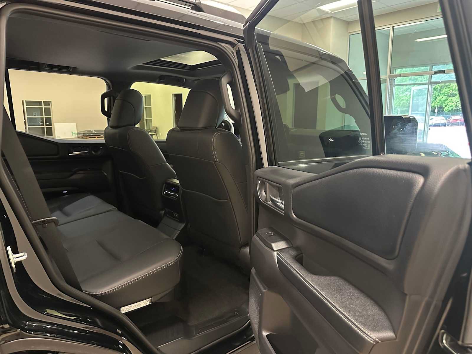 Certified 2026 Toyota Land Cruiser w/ Premium Package AWD/4WD image 37
