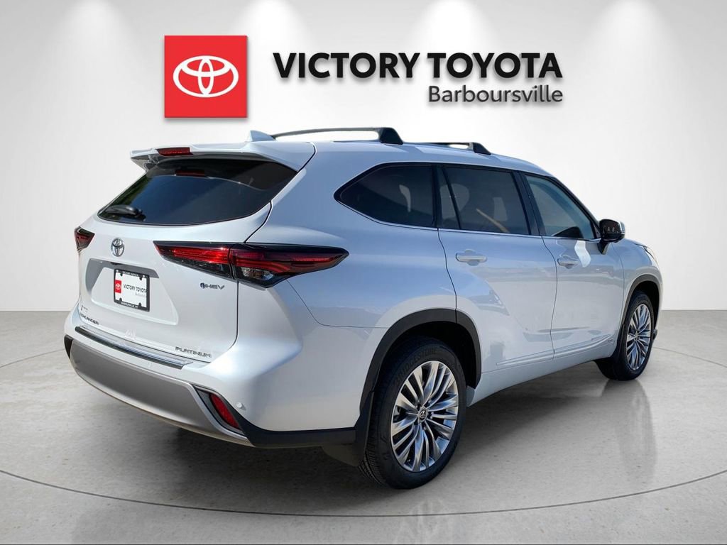 New 2026 Toyota Highlander Platinum AWD/4WD image 7