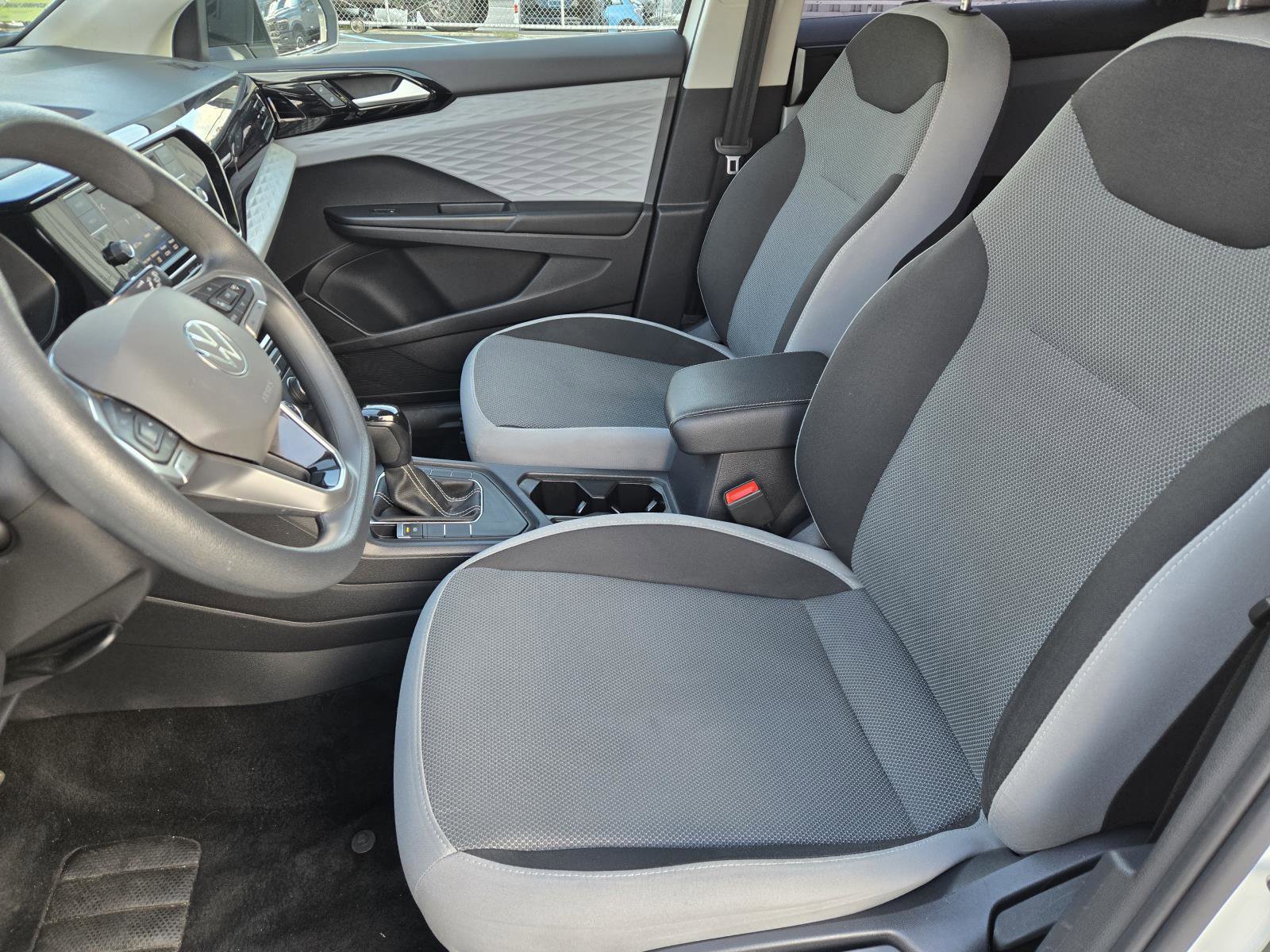 Used 2022 Volkswagen Taos S FWD image 21