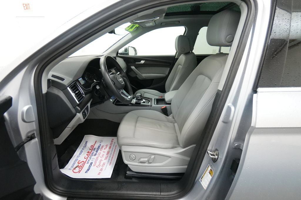 Used 2022 Audi Q5 2.0T Premium AWD/4WD image 13