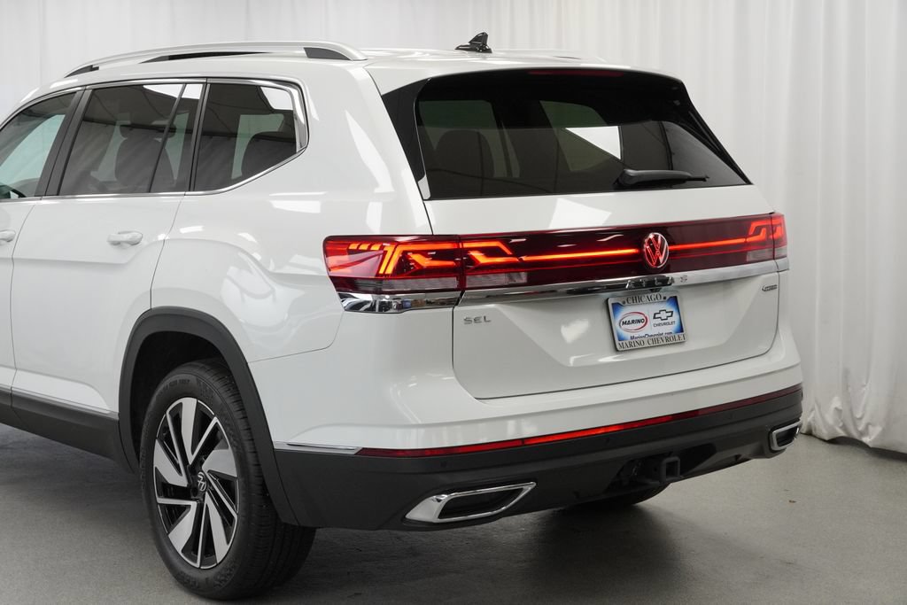 Used 2024 Volkswagen Atlas SEL AWD/4WD image 42