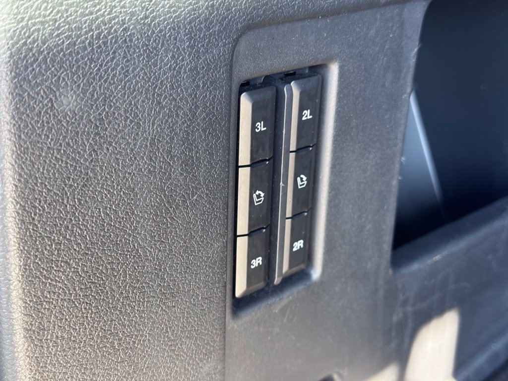 Used 2024 Ford Expedition Limited RWD image 45
