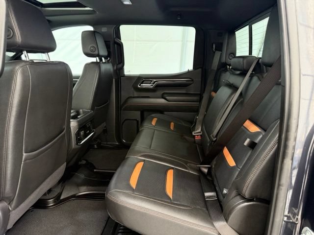 Used 2024 GMC Sierra 1500 AT4 w/ Technology Package AWD/4WD image 19