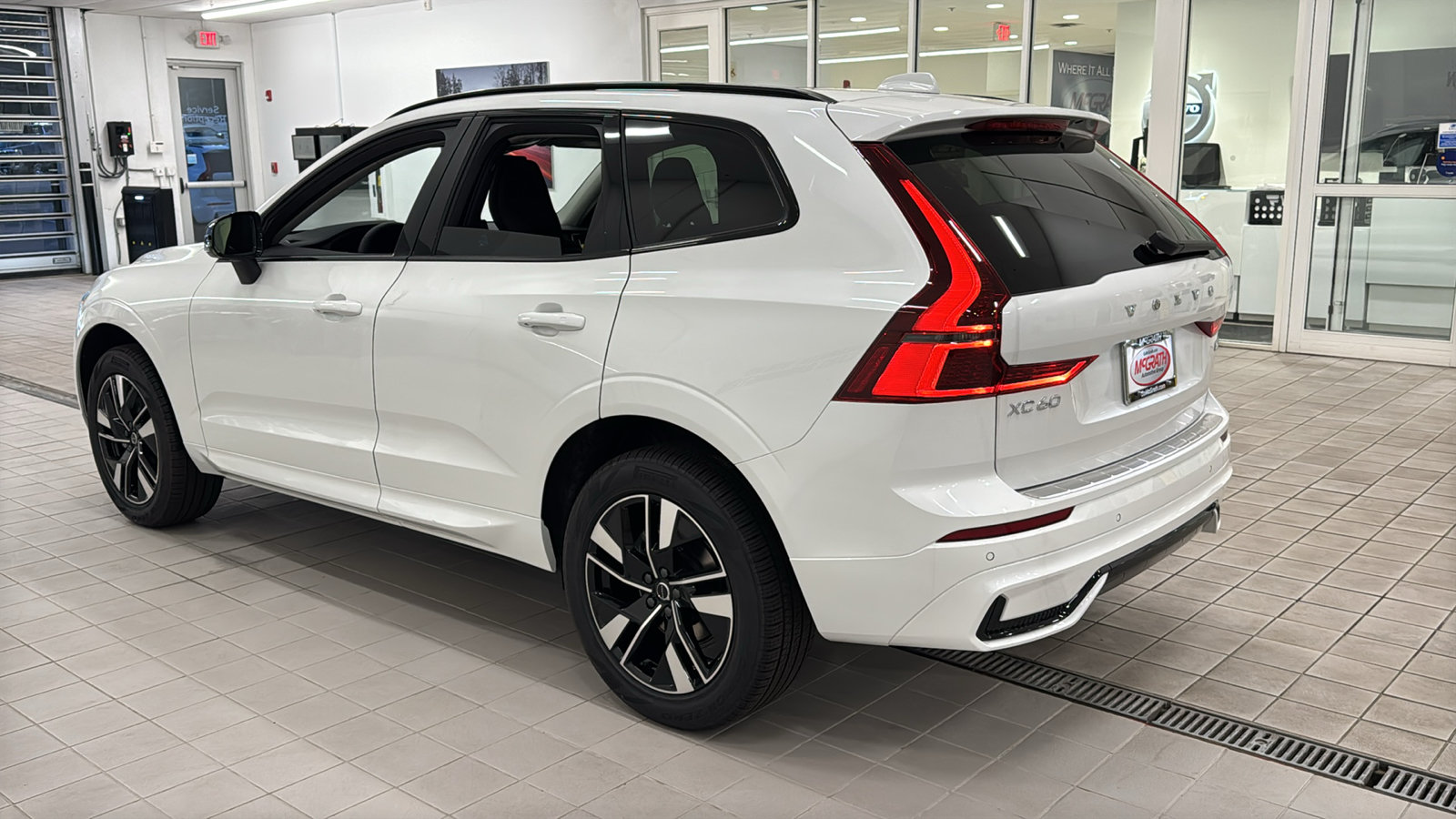 New 2027 Volvo XC60 B5 Core AWD/4WD image 7