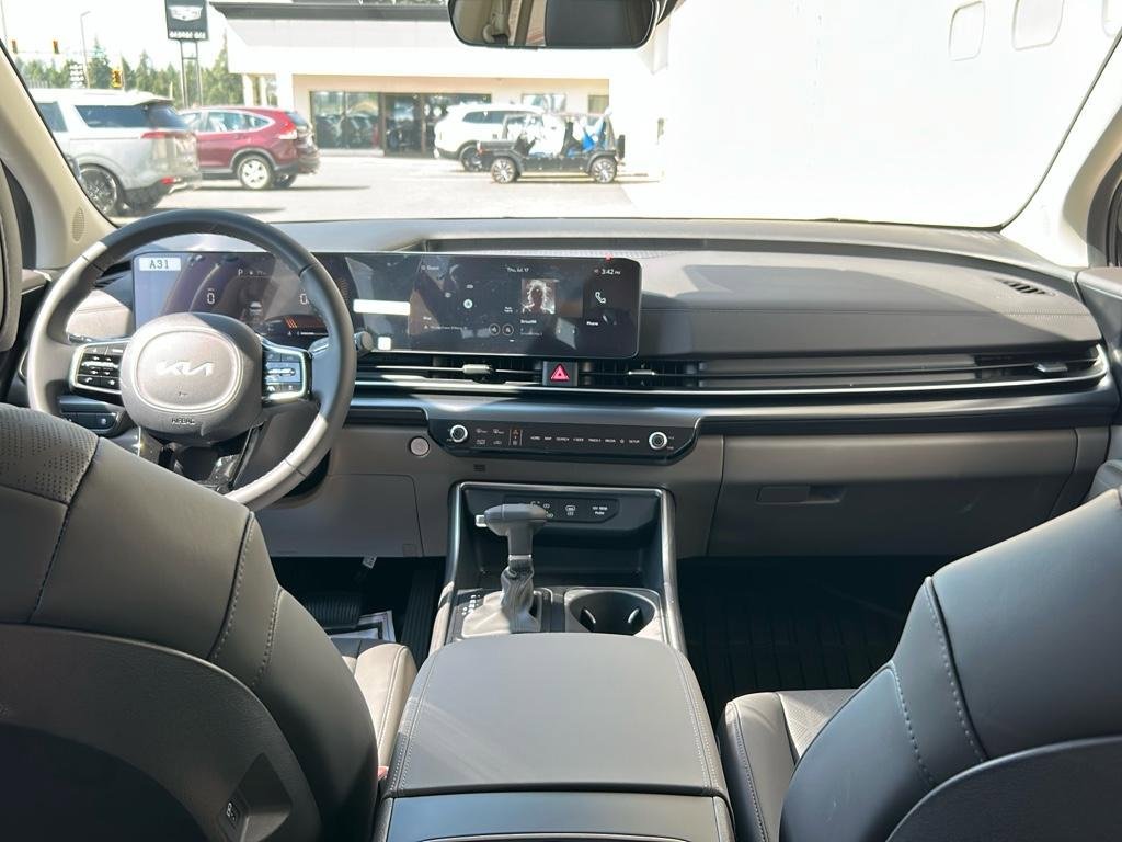 New 2026 Kia Carnival image 16