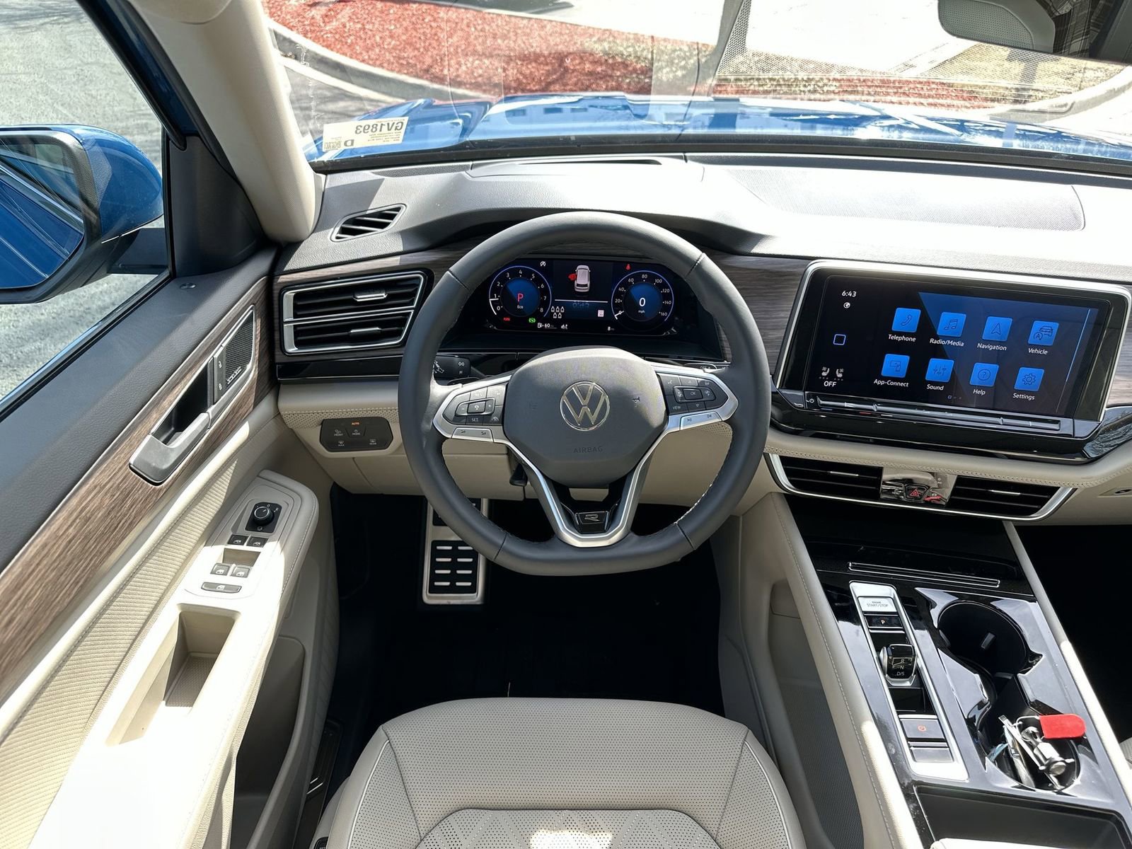 New 2025 Volkswagen Atlas SEL Premium R-Line image 15