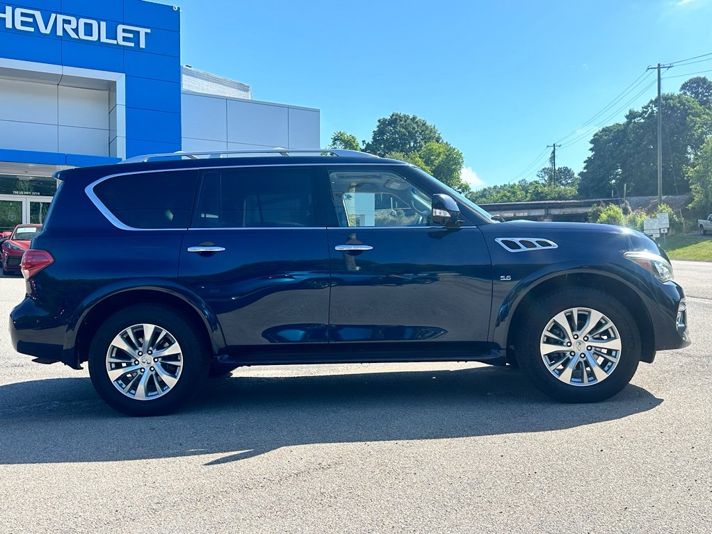 Used 2017 INFINITI QX80 2WD w/ Driver Assistance Package image 2