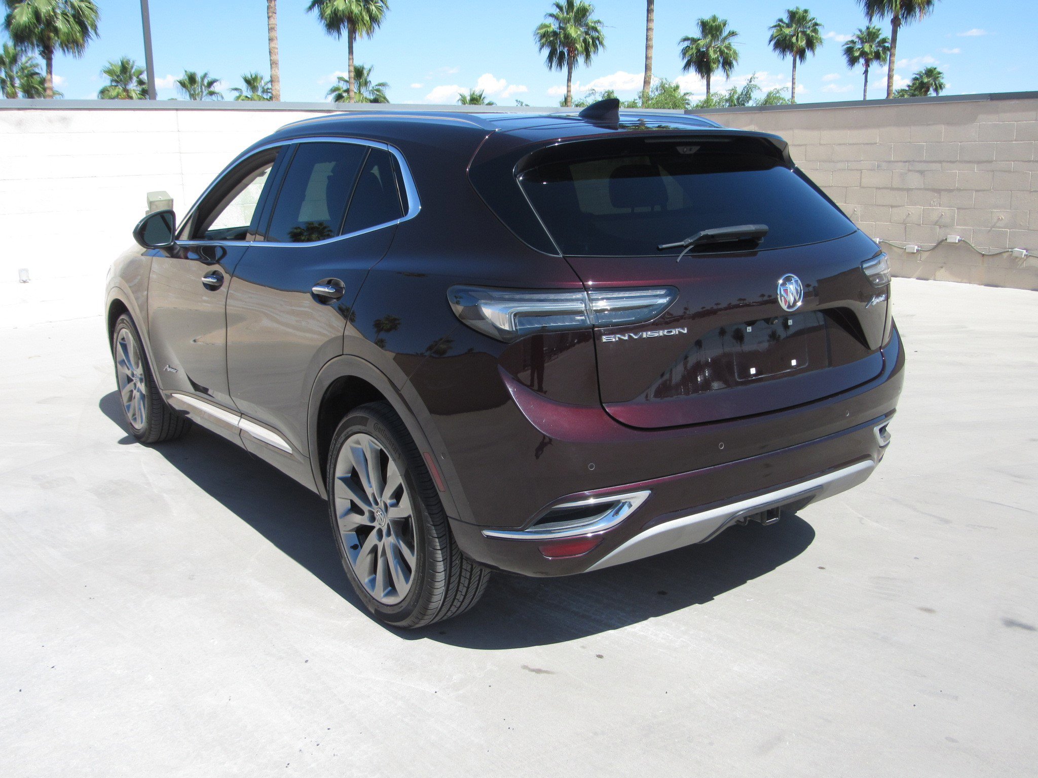Used 2022 Buick Envision Avenir w/ Technology Package II image 6
