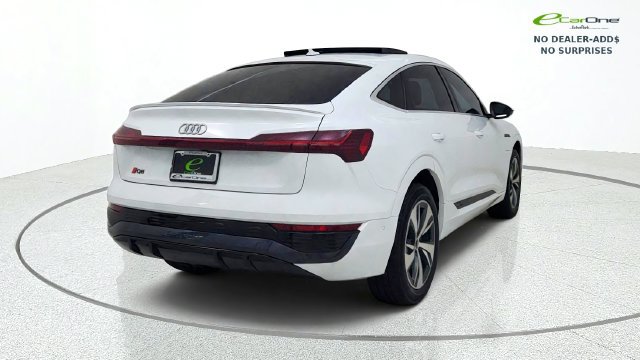 Used 2024 Audi Q8 e-tron Premium Plus w/ Premium Plus Package AWD/4WD image 8