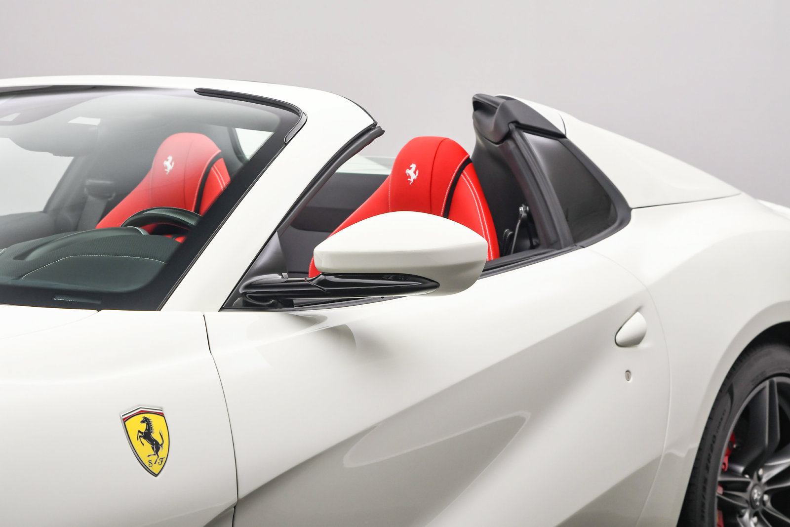 Used 2022 Ferrari 812 GTS RWD image 42