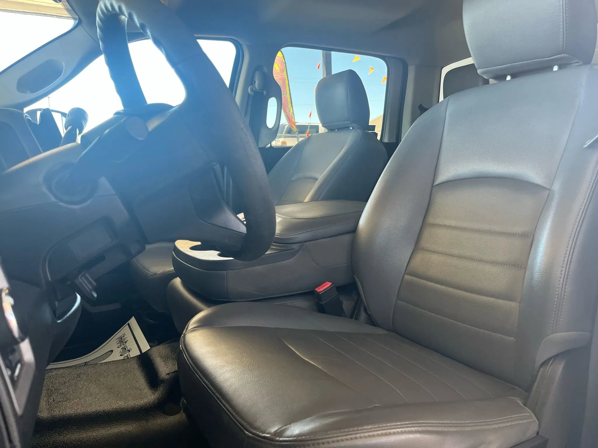 Used 2017 RAM 3500 Tradesman w/ Chrome Appearance Group image 14