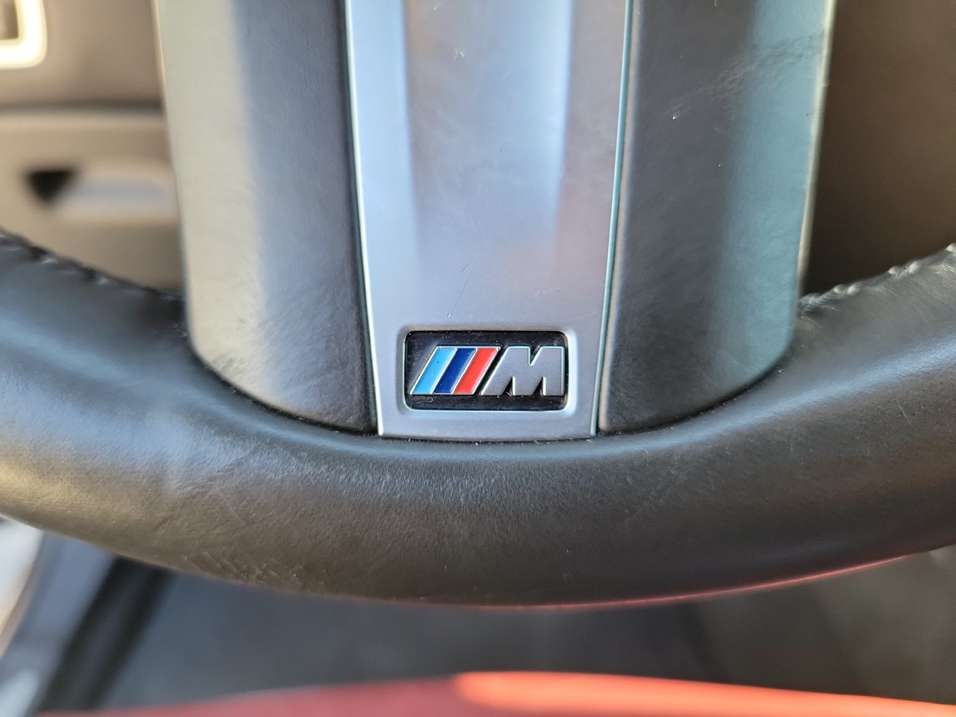 Used 2020 BMW X6 M50i AWD/4WD image 32