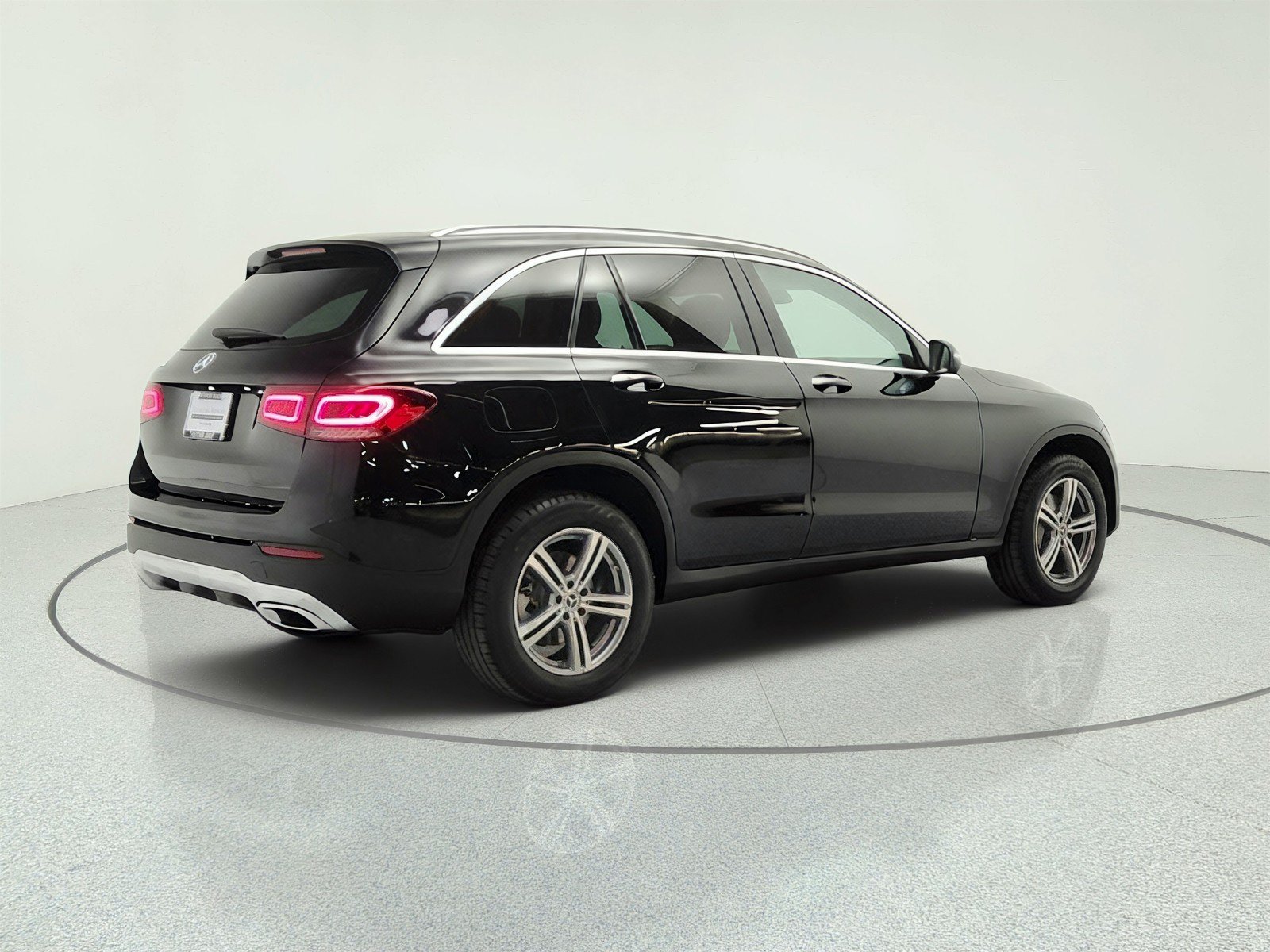 Used 2022 Mercedes-Benz GLC 300 image 5