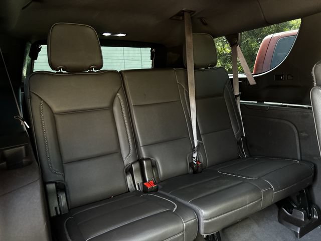 Used 2022 GMC Yukon XL Denali w/ Denali Premium Package AWD/4WD image 34