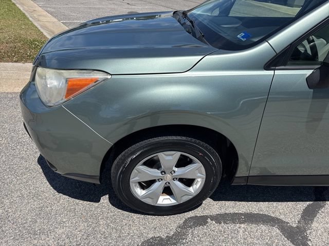 Used 2015 Subaru Forester 2.5i Premium AWD/4WD image 3