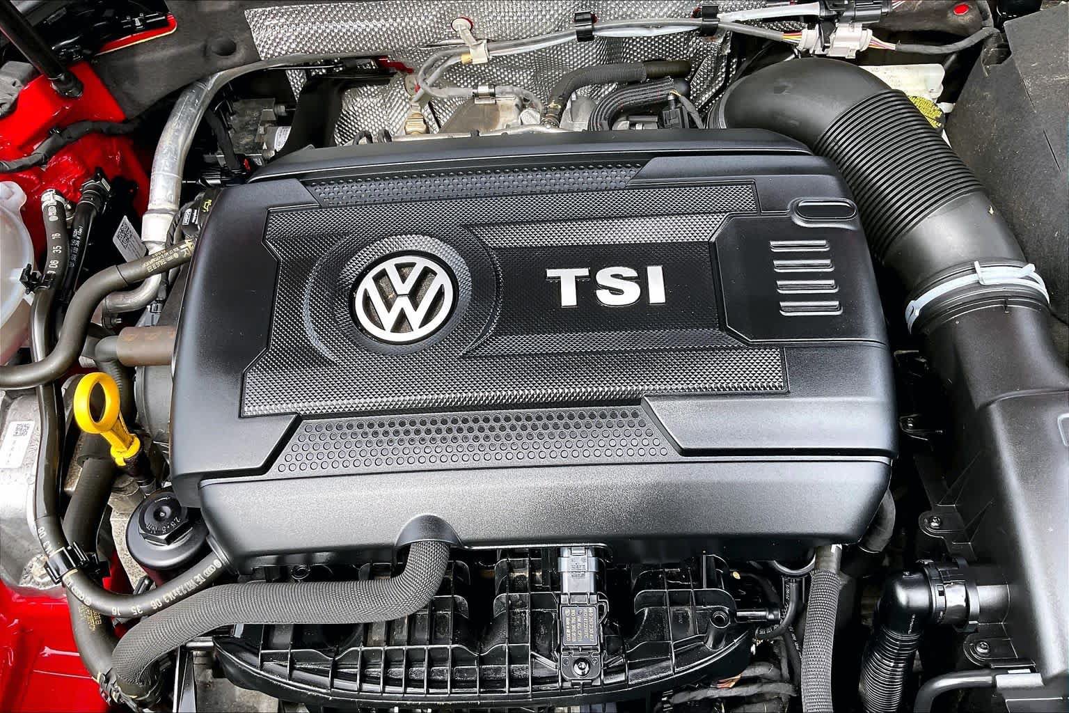 Used 2017 Volkswagen GTI Sport FWD image 32