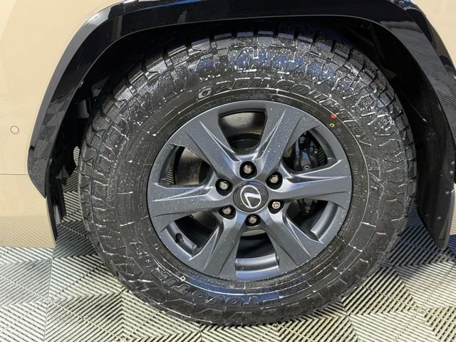 New 2026 Lexus LX 700h Overtrail image 11