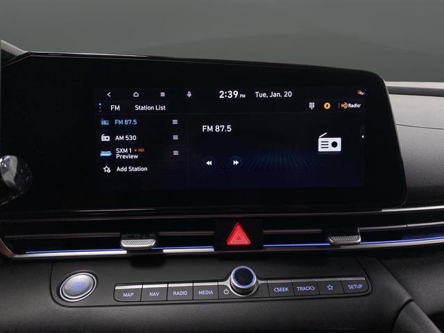 New 2026 Hyundai Elantra Limited image 18