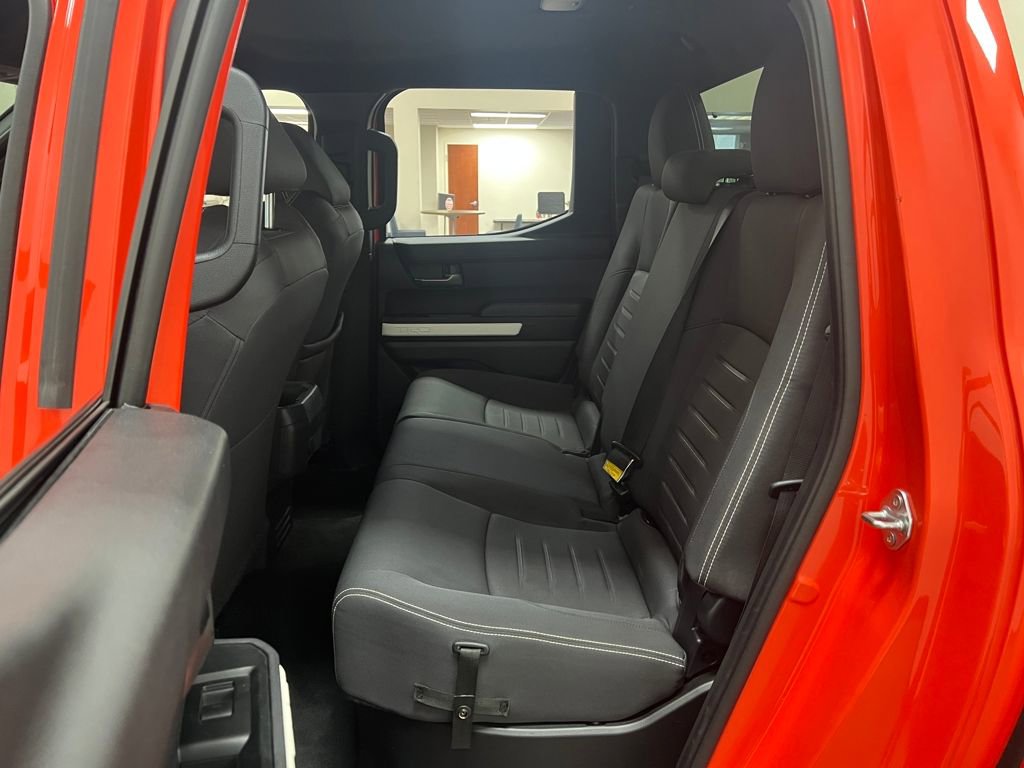 Used 2024 Toyota Tacoma TRD Off-Road image 24
