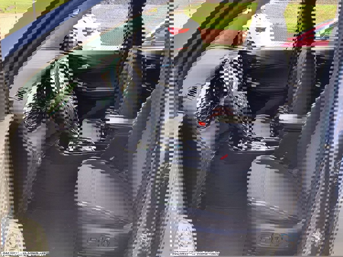 Used 2022 Buick Encore GX Select w/ Sport Touring Package image 12