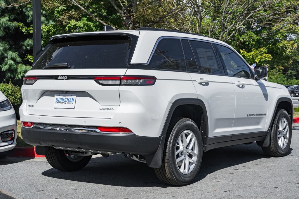 New 2025 Jeep Grand Cherokee Laredo X w/ Luxury Tech Group I image 4