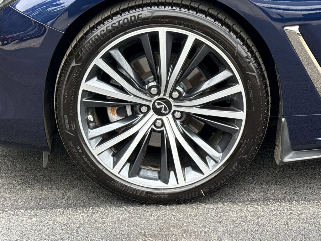 Used 2022 INFINITI Q60 3.0t Luxe w/ Essential Package AWD/4WD image 19