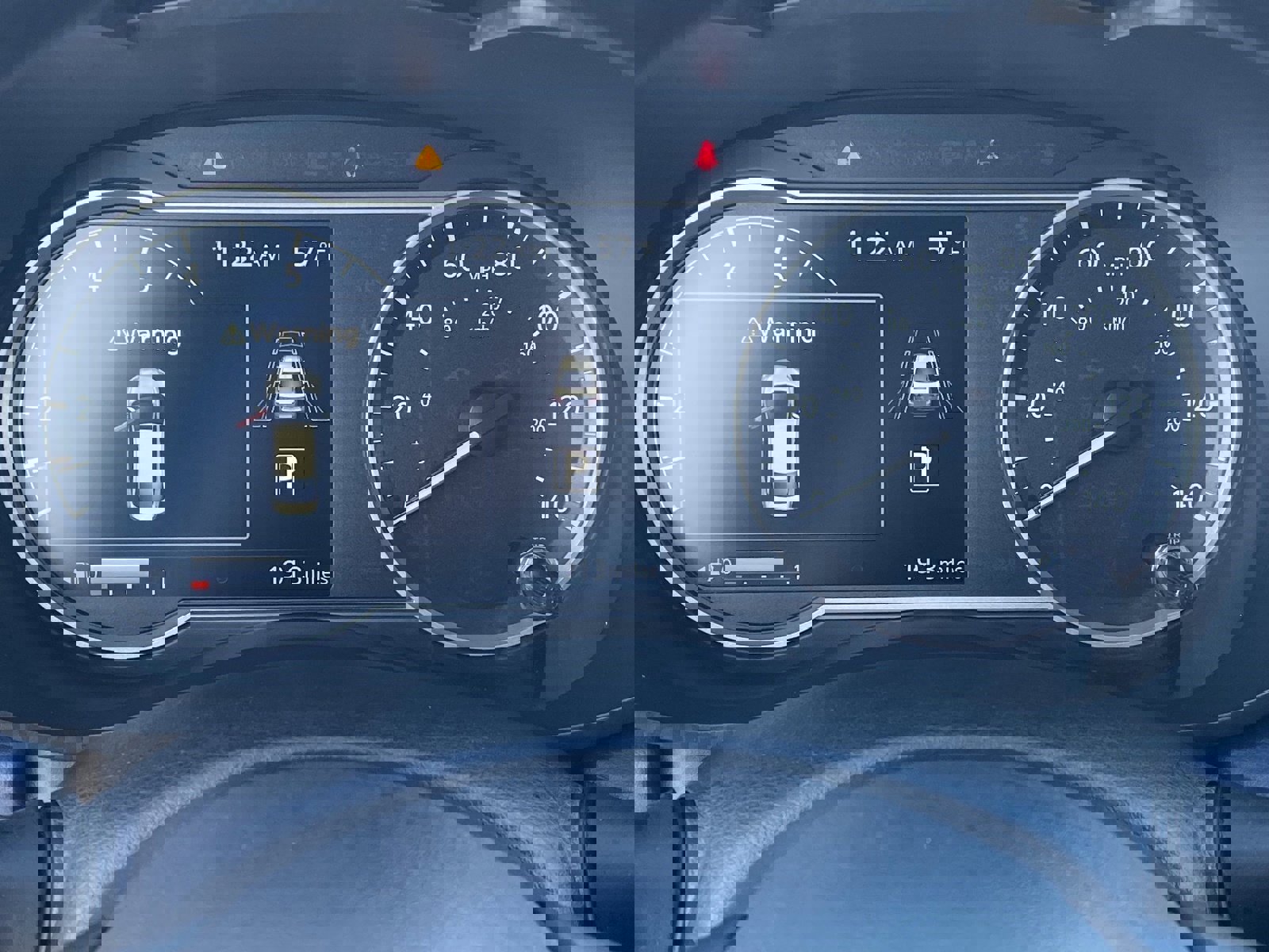 Certified 2025 Nissan Versa SV w/ Trunk Package image 32