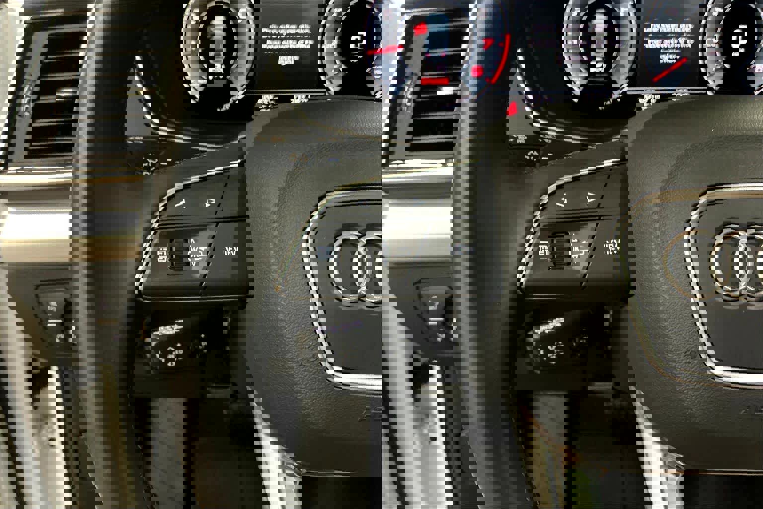 Used 2025 Audi Q5 2.0T Premium w/ Convenience Plus Package image 20