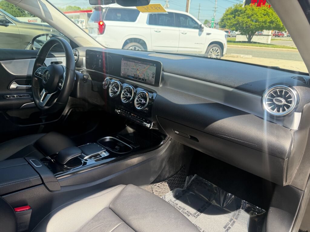 Used 2019 Mercedes-Benz A 220 image 29