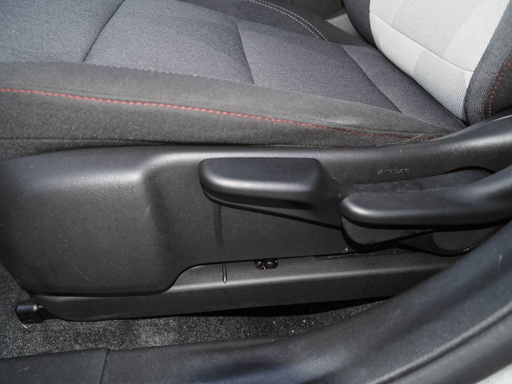 Used 2024 Chevrolet Trax RS w/ Driver Confidence Package image 24