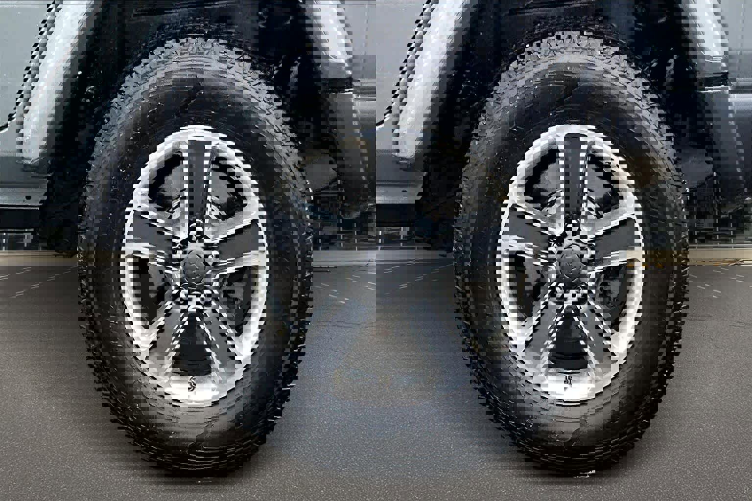 Used 2023 Jeep Wrangler Sahara image 41