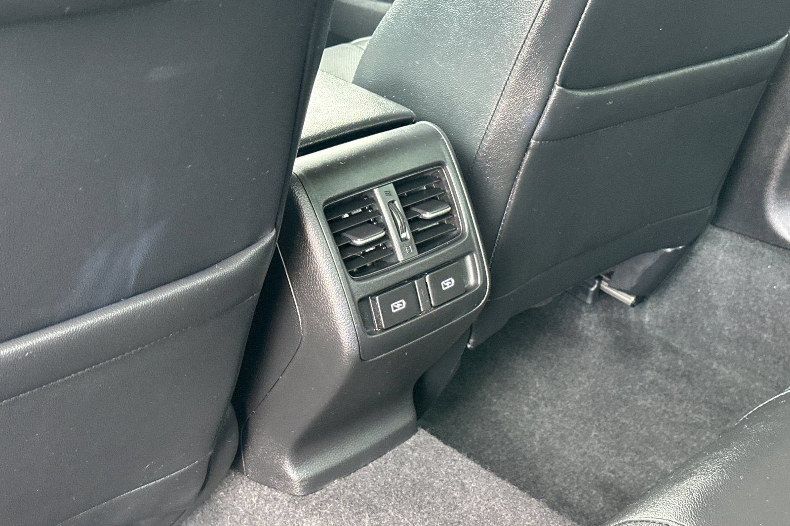 Used 2021 Honda Accord EX-L image 16