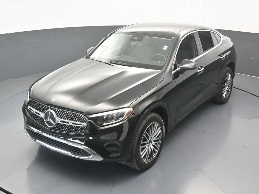 Used 2025 Mercedes-Benz GLC 300 4MATIC image 48