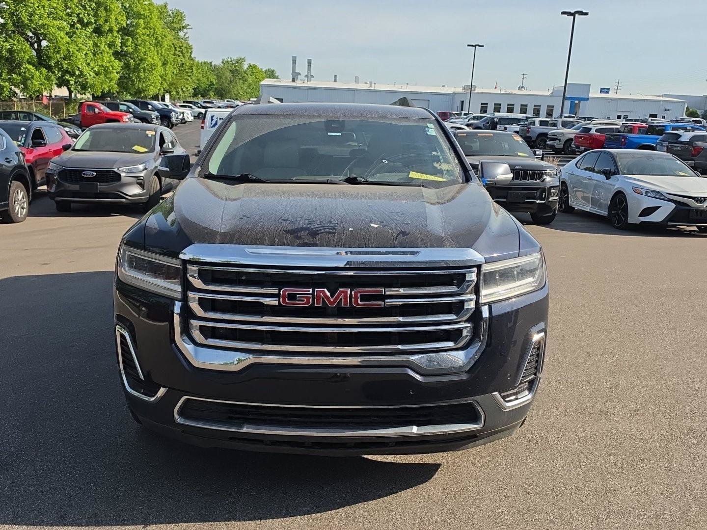 Used 2022 GMC Acadia SLE w/ LPO, Cargo Package AWD/4WD image 8