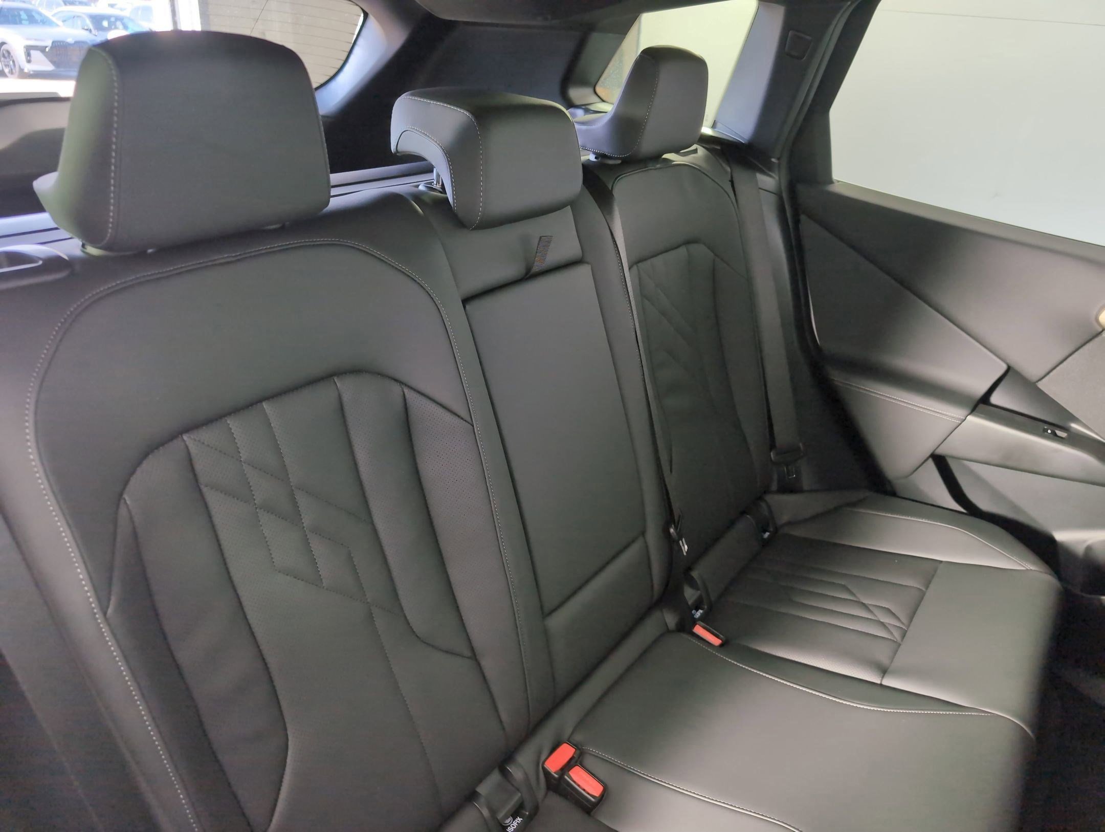 Used 2025 BMW X3 xDrive30i w/ Premium Package image 29