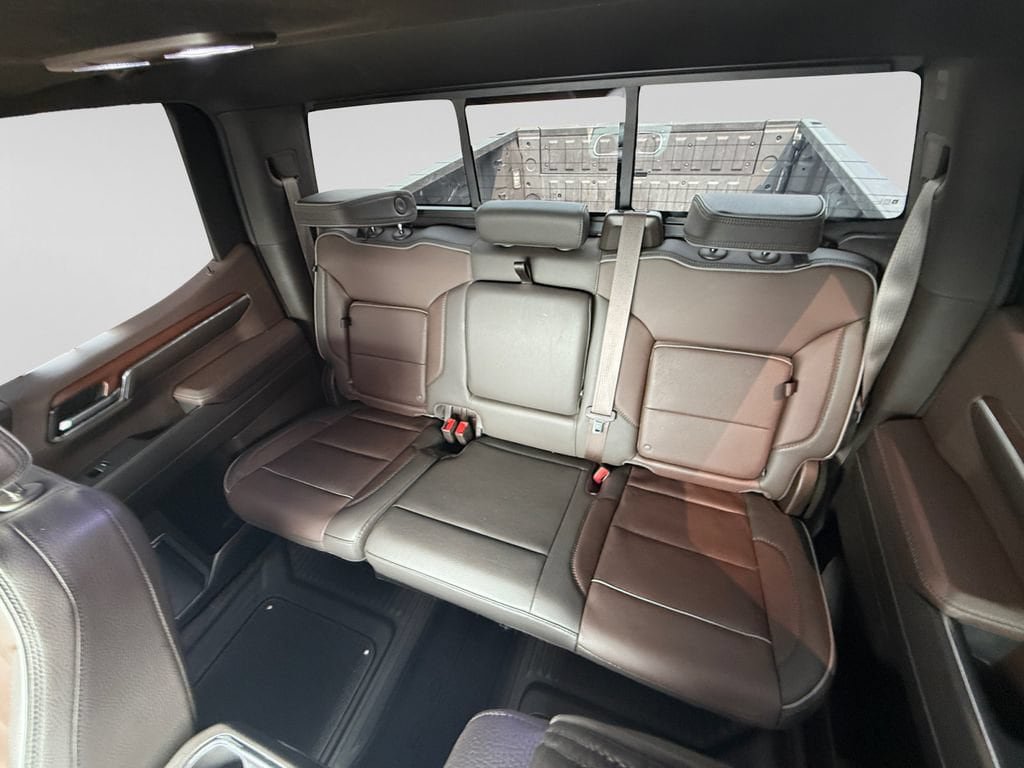 Used 2023 GMC Sierra 1500 Denali w/ Denali Reserve Package AWD/4WD image 12