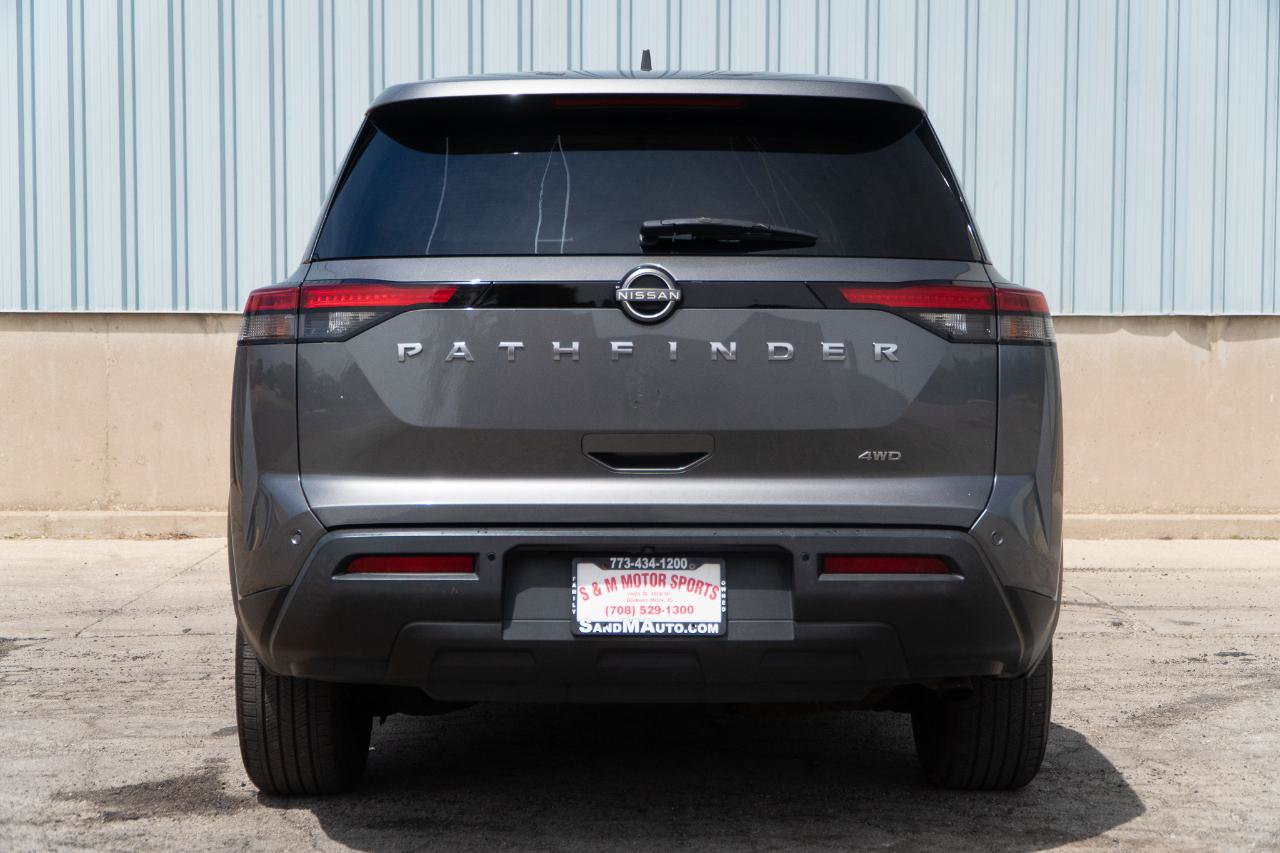 Used 2022 Nissan Pathfinder S AWD/4WD image 14