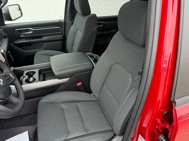 New 2026 RAM 1500 4x4 Crew Cab image 18