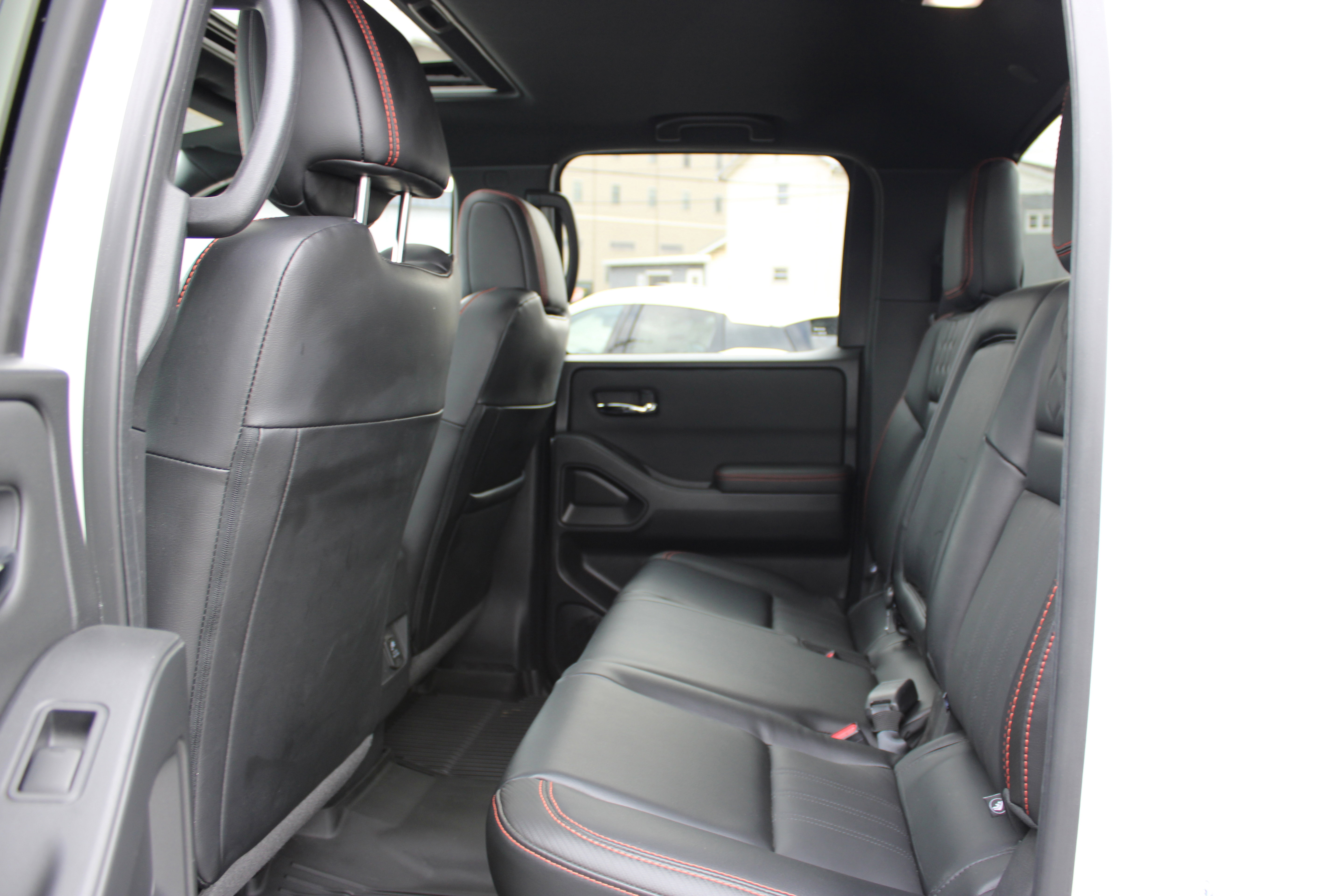 Certified 2024 Nissan Frontier PRO-4X w/ Pro Premium Package image 11